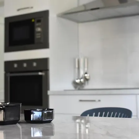 Apartment Thalore & *